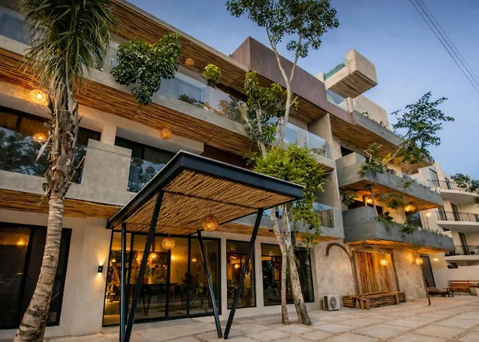 Modern 2 Bedroom 2 Bathroom In